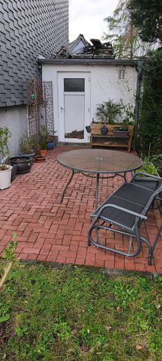 Charmante 3 Zimmer Wohnung – Terrasse