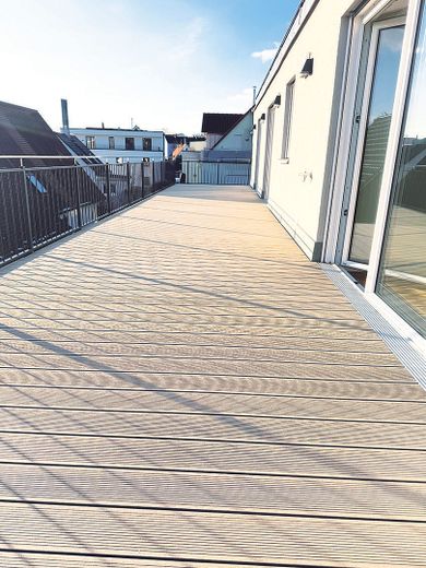 Einzigartiges LUXUS Penthouse im Herzen Gersthofen´s – 50 qm Süd-Dachterrasse