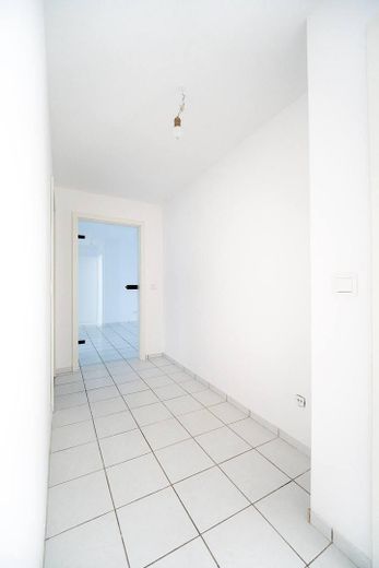 Modernisiertes Zweifamilienhaus mit Einliegerwohnung, neuer Gasheizung & PV Anlage – Foto 26