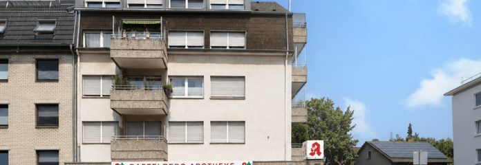 Commercial unit on the ground floor, approx. 138 m², with 4 parking spaces in Mülheim - Speldorf