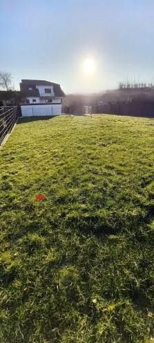 Sonniges Grundstück!