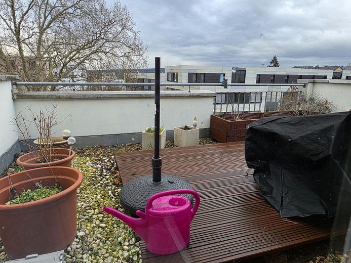 Reihenhaus in Aschaffenburg-Schweinheim – Dachterrasse Vorderseite