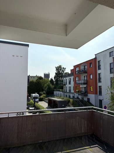 Hochwertige 3-Zimmer-Wohnung im Rostocker Bahnhofsviertel – Blick vom Balkon