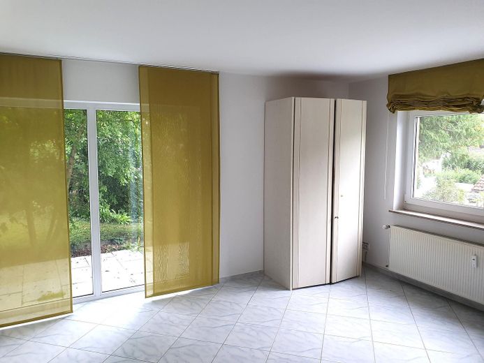 Großes Zimmer unten