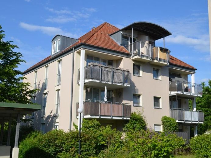 Mehrfamilienhaus mit Grundbücher je Wohnung in Velten zu verkaufen. – Foto 1