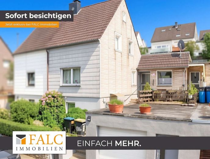 Familienfreundliches Einfamilienhaus mit großem Garten, Garage und vielseitigem Hobbybereich – Außenansicht
