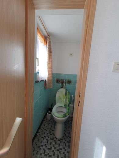 Family-friendly detached house with a large plot – Gäste WC