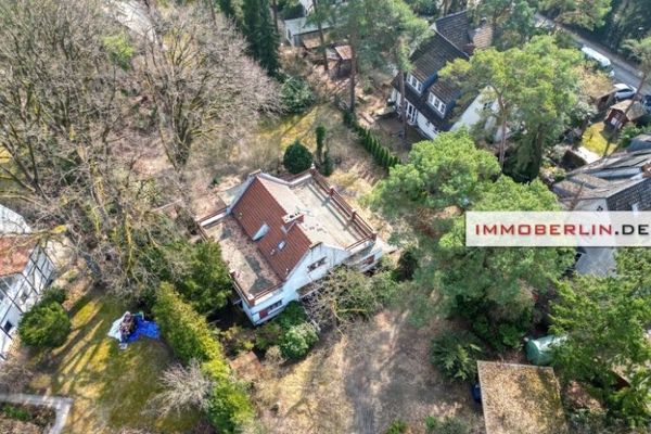 IMMOBERLIN.DE - Toplage beim Ortskern! Komfortables Haus mit großem Garten in Havelnähe