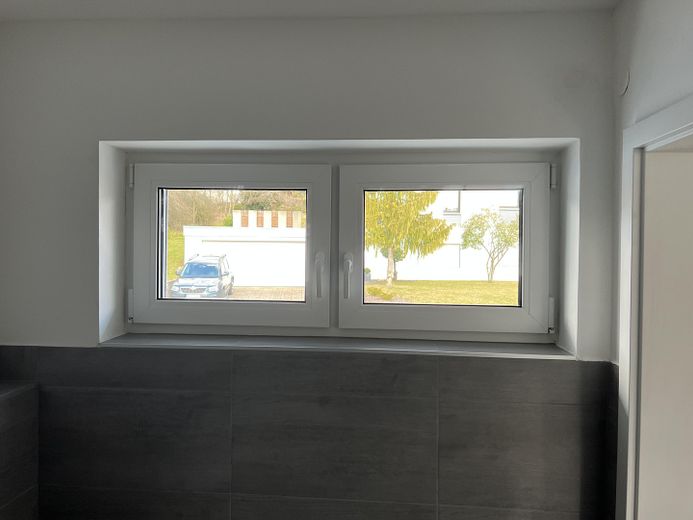 (106-06) Charmante 2-Zimmer-Maisonettewohnung mit eigenem Eingang in ruhiger Wohnlage – Foto 2