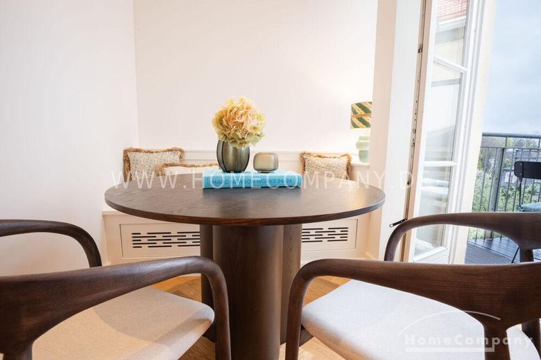 ***Klassische Eleganz in vollendeter Form – stilvoll sanierte Altbauwohnung mit Balkon in Bestlage Altbogenhausen – a13b030ce06ca6818b8ae210af0c3b151305e7af.jpg