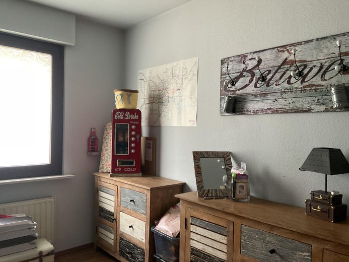 Gepflegtes Einfamilienhaus  mit Einliegerwohnung   . Stadtrand , Grenze zu Halver – Gästezimmer / Büro