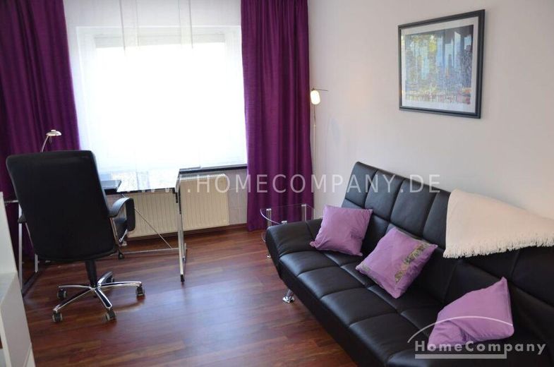 Appartamento di 3 locali, arredato. 1° piano, balcone esposto a sud. – a35ce736c5c644afd3140544f6d91c85d2b7ce73.jpg