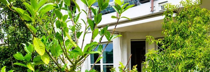 Für alle Lebensphasen: Moderne, barrierefreie EG-Wohnung mit Garten am Stadtpark Dietzenbach – Titel