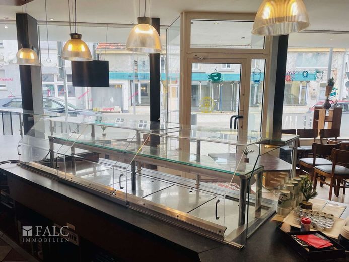 Zentral gelegenes Ladenlokal in Bexbach – Theke