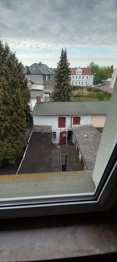 Sanierungsbedürftiges Reihenmittelhaus mit Nebengelass und Garage – Foto 4