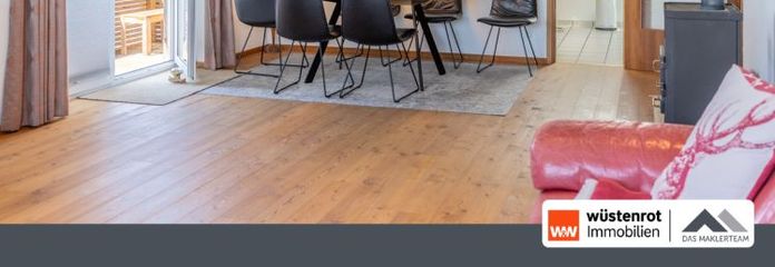 Wohnen mit Charme unter dem Dach – 4-Zimmer-Wohnung mit Westbalkon, Garage und Kaminofenanschluss