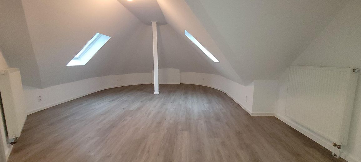 Grosszügiges Architektenhaus in reizvoller Lage von Schwerin – Zimmer 2 OG