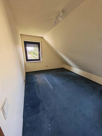 Raumwunder mit Einliegerwohnung & Doppelgarage - provisionsfrei - Erbpacht – Schlafzimmer OG