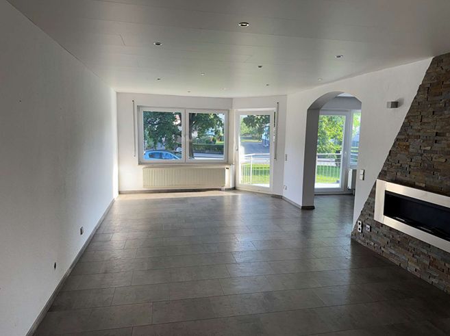 Helle, stilvolle 3-Zimmer-Wohnung mit Balkon – Foto 2