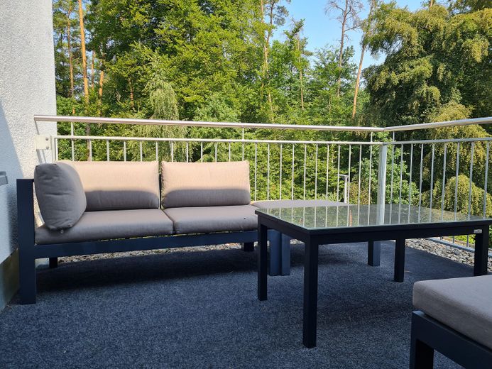 Moderna villetta a schiera di testa con giardino esposto a sud-ovest – 2. OG Dachterasse