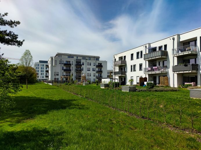3-Zimmer-Penthouse -Wohnung in der Herzo-Base 12.22 – Außenansicht