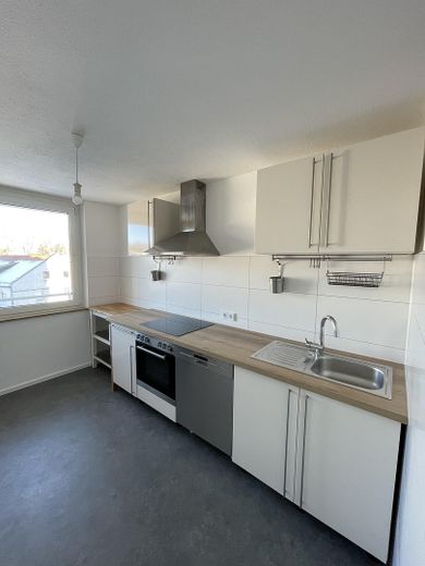 Großzügige 2,5-Zimmer Wohnung mit Einbauküche zentral in Kempten – Küche