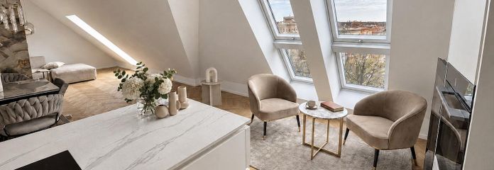 Oberste Etage mit Aufzug: 131 m² Dachgeschoss, 2025/26 neu ausgebaut – Potsdam West – Wohnen unter Dachfenstern