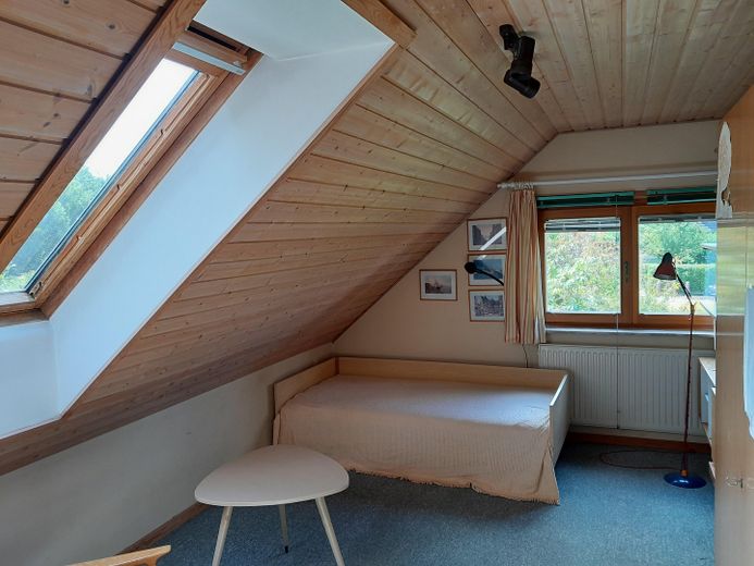 wolnostojący dom jednorodzinny z pięknym ogrodem – Kinderzimmer 2