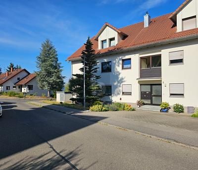 RUHIG GELEGEN MIT HERRLICHEM SCHLOSSBLICK – 1783933163_9b453e.jpg