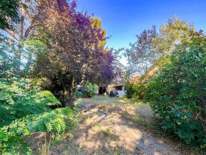 Baugrundstück mit ca. 440 m² in erster Reihe in gefragter Lage von Hennigsdorf – Foto 1