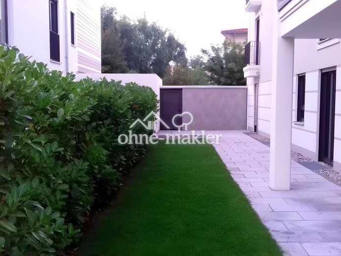 Appartamento con giardino di 3,5 locali, pari al nuovo e libero, ad Altmühldorf con vista sulla valle dell’Inn! – Foto 1