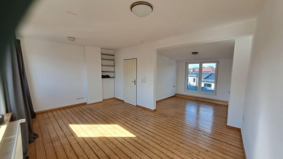 Residential and commercial building Vor dem Steintor from private owner – 3. Etage