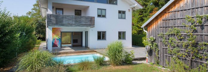 Familienidyll in Seeshaupt am Starnberger See – Frontansicht