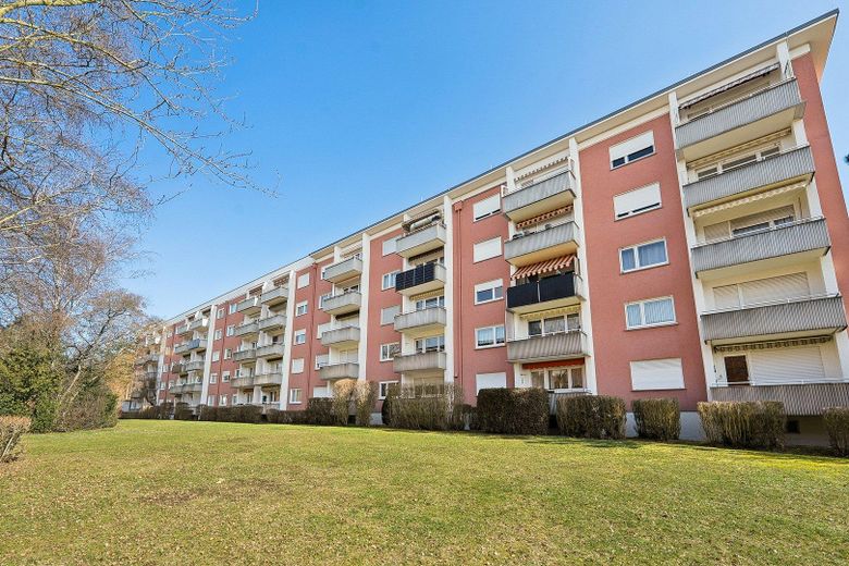 PROVISIONSFREI: Bezugsfertige Wohnung in begehrtester Lage Schweinfurts – Gebäudeansicht
