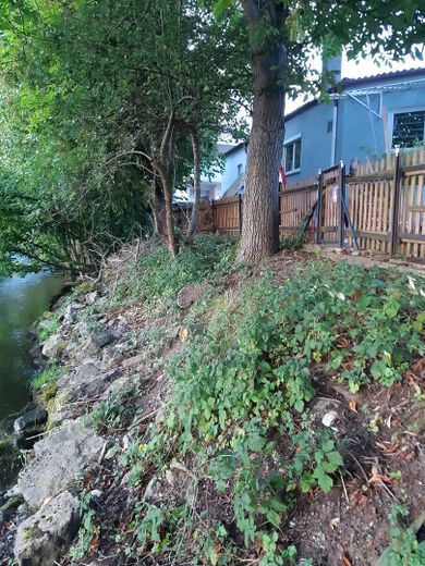 * Das Haus am Fluss * Traumhafte Lage * Wohnen und Arbeiten * – Ansicht Anbau - Fluss