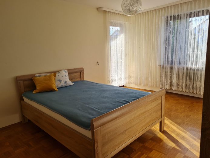 2.gr.Schlafzimmer, Zug.Terrass