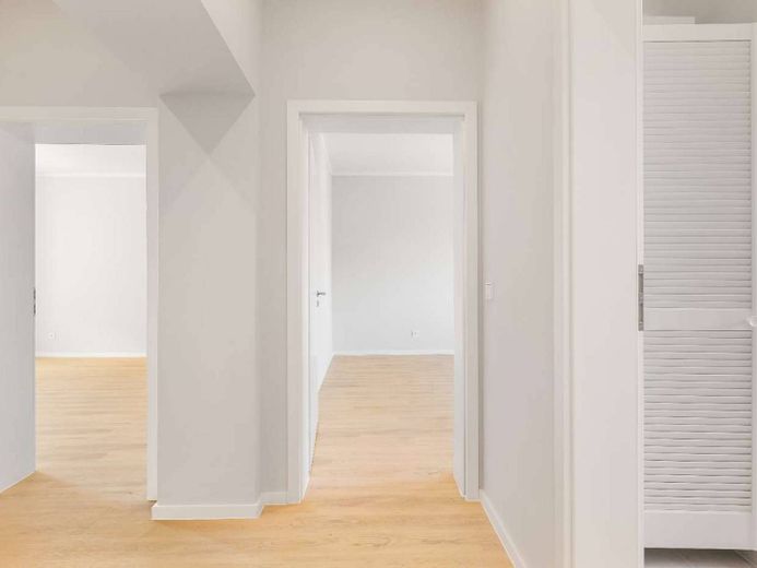 Topmodern & großzügig: Helle 3-Zimmer-Wohnung mit Charme – Ansicht I: Flur