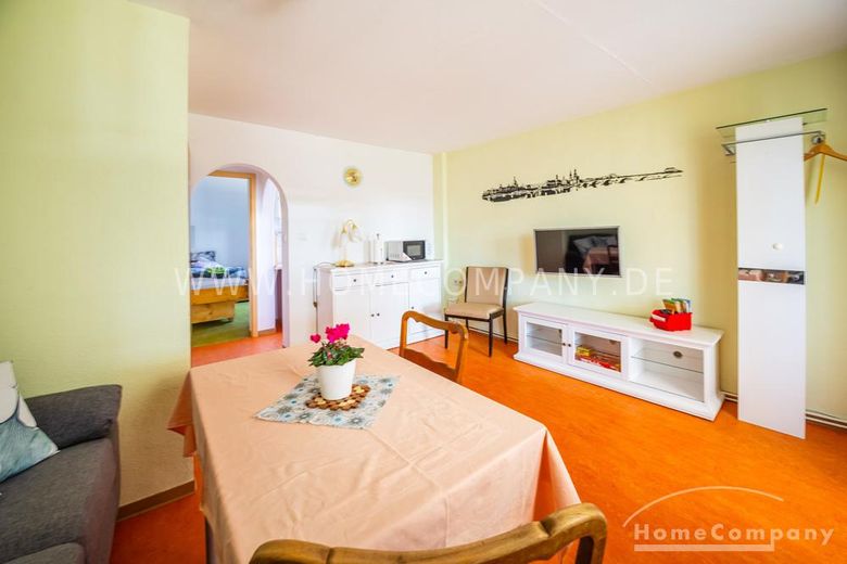 18620 HomeCompany Dresden Möbliert/Furnished 2-Zimmer Apartment mit Terrasse und Wintergarten in Dresden-Neustadt max. 2 Personen – 80222c5a5625c8511bf2d60e5b1e96a1bb34aaed.jpg