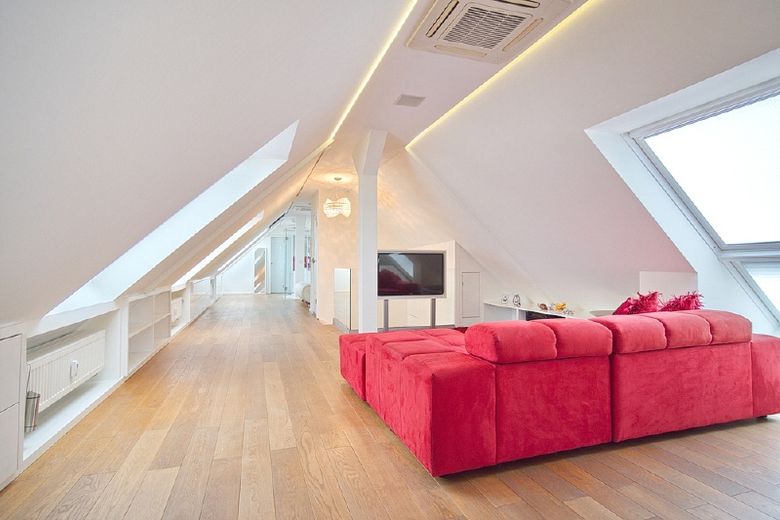 Totally unique! Extraordinary, stylish furnished studio apartment in the south of the city centre. – 0746d41a35d6e9827cd227e57ca44d9fddf2d3bb.jpg