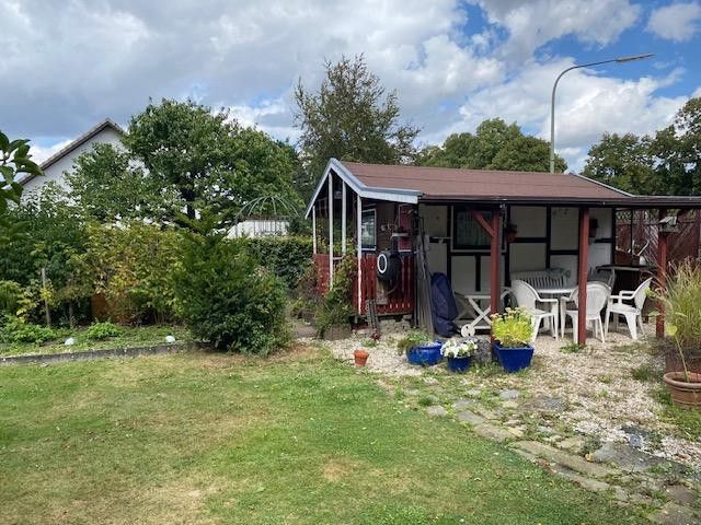Großzügiges Zweifamilienhaus zur Eigennutzung und Kapitalanlage mit hoher Rendite – Gartenhaus