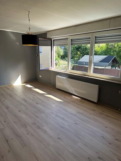 Selters-Münster में सुसज्जित रसोई सहित 4 कमरों का अपार्टमेंट – फोटो 4