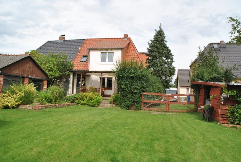 Marlow-OT Doppelhaushälfte in Ostseenähe! – 98ee9ed271eb241ea1be15568737b82e.jpg