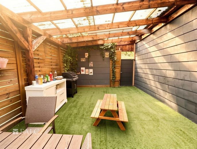 Wohn- und Geschäftshaus im schönen Overath – Terrasse 1.OG