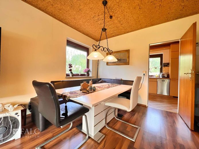 ***Großzügiges Einfamilienhaus mit viel Platz und Gartenidylle in ruhiger Lage*** – Esszimmer