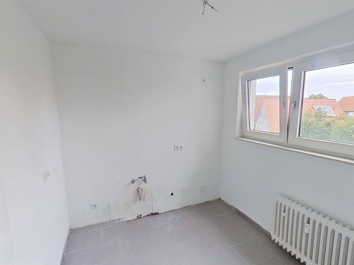 Westercelle’de balkonlu ve bol ışık alan modern 3 odalı daire – Küche