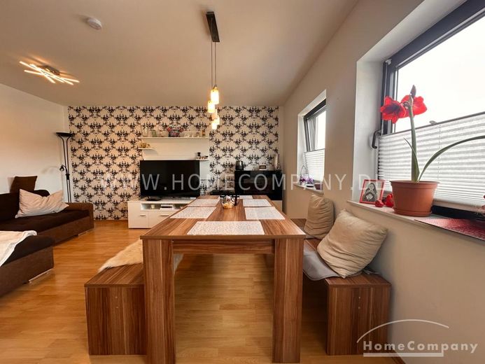 Helle 3,5ZKB Wohnung mit Garten und 2 Parkplätze – 4a5672ba693b374a17c3ed9596eda66bc284b163.jpg