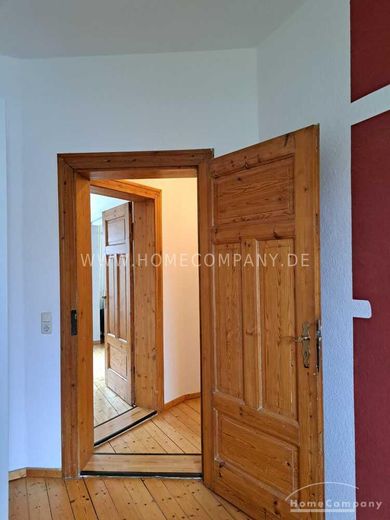 2,5 Zi.Whg., 2. OG, möbliert. – ad904e9d895e16d4ed97536918059aa138114d6b.jpg