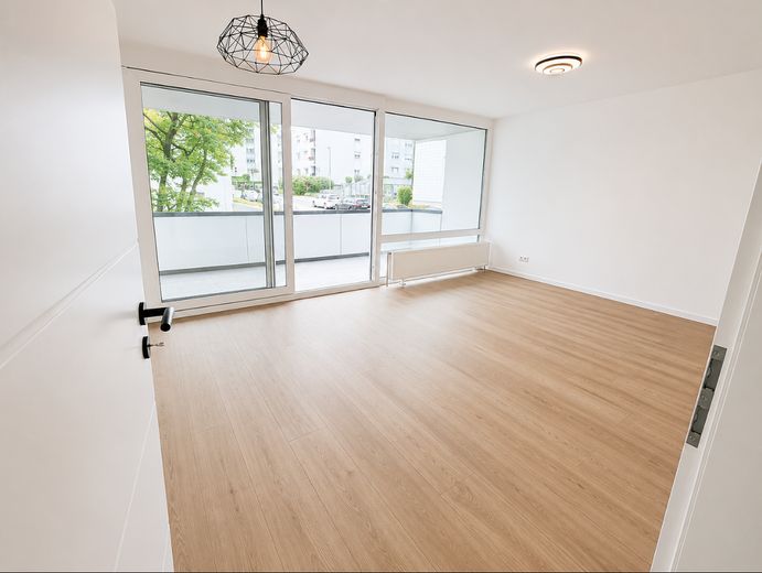 Kernsanierte 3-Zimmer-Wohnung mit Balkon in Ditzingen – Foto 7