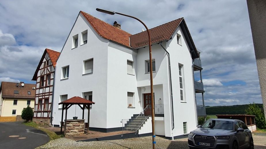 Heringen-Widdershausen, 2 ZKB im DG + Balkon – Bild 1