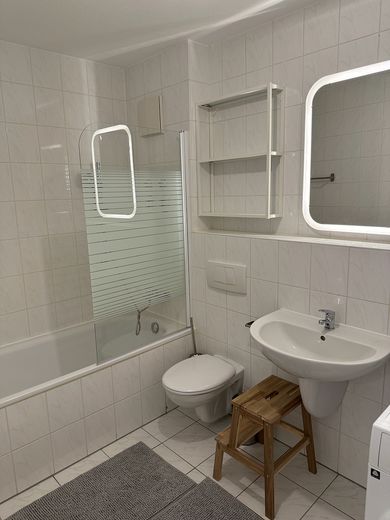 S'installer – Emménager – Se sentir bien. Appartement de 2 pièces à Francfort-Niederursel – Photo 12